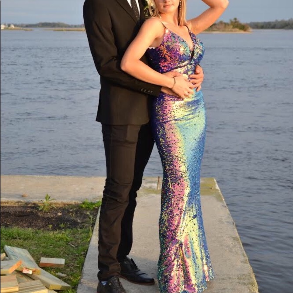 Prom Dress/ formal dress - Picture 3 of 4